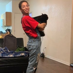 Meet your Posher, Dara